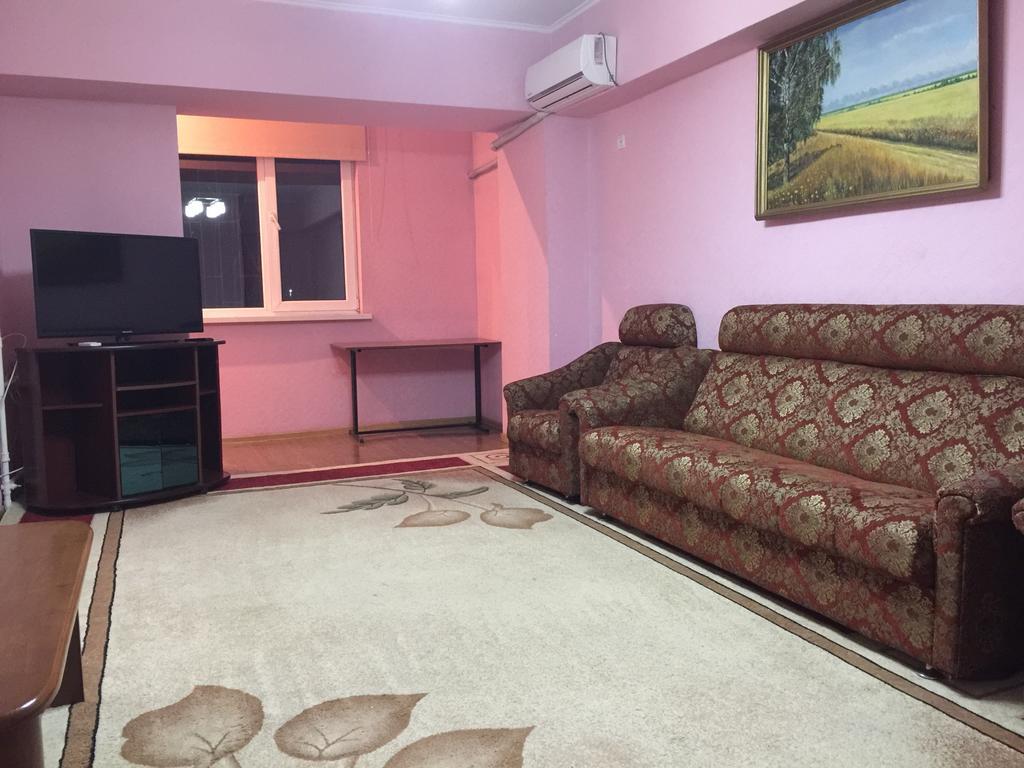Bishkek Apartment Central Eksteriør bilde